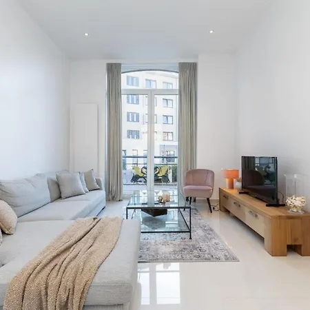 Huswell - Stylish Duplex In Town House Apartment Ostend