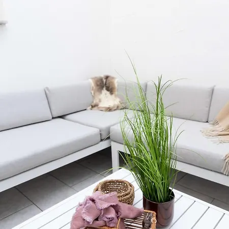 Huswell - Stylish Duplex In Town House شقة أوستيند
